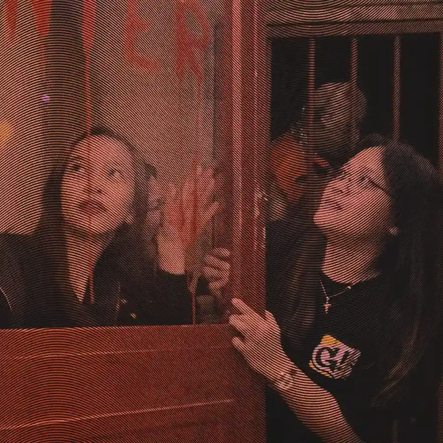 بناء الفريق والشركات